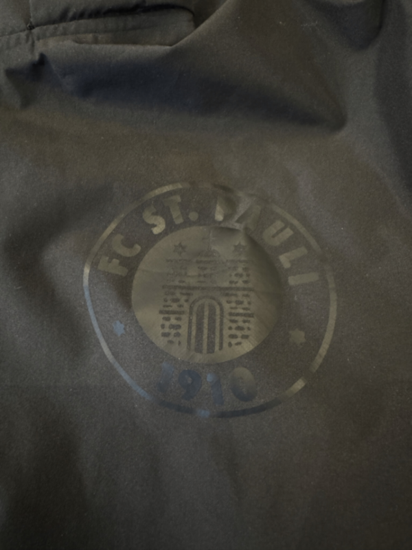 Regenjacke Schwarz Gr.10 | FC St. Pauli – Bild 3