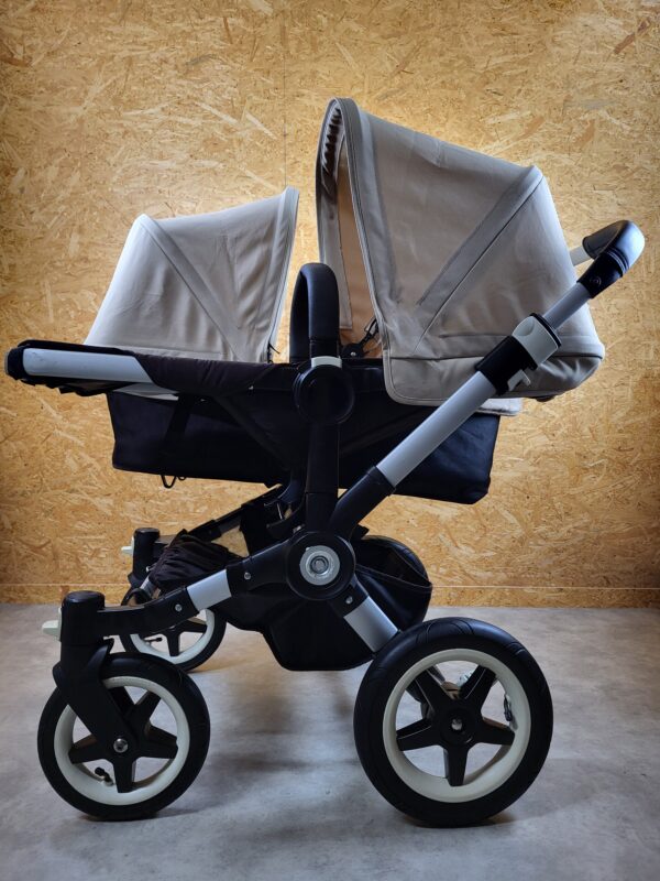 Bugaboo - Donkey Zwillingskinderwagen Geschwisterwagen (2 Sitze / 2 Babywanne) - Weiß in Gutem Zustand / Gut Kinderwagen