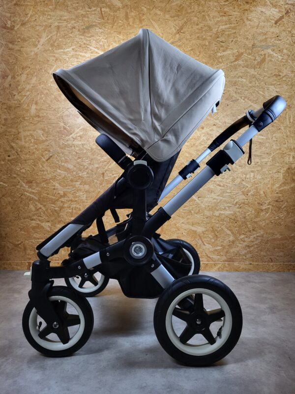 Bugaboo - Donkey Zwillingskinderwagen Geschwisterwagen (2 Sitze / 2 Babywanne) - Weiß in Gutem Zustand / Gut